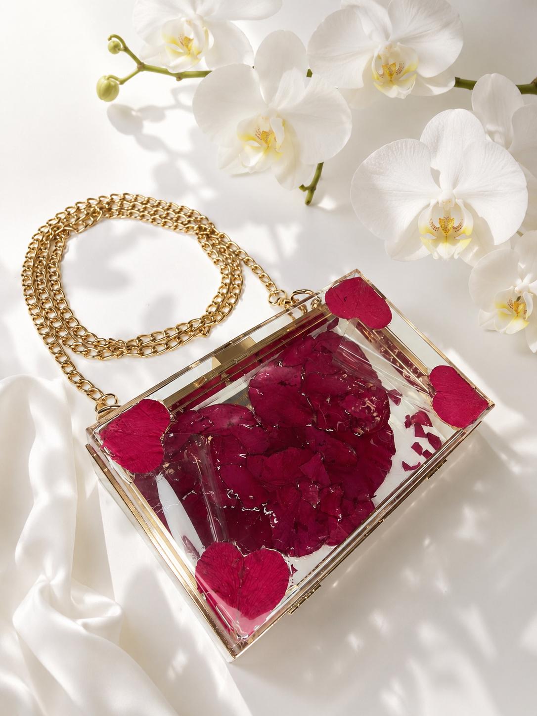 Cartera de petalos de Rosa
