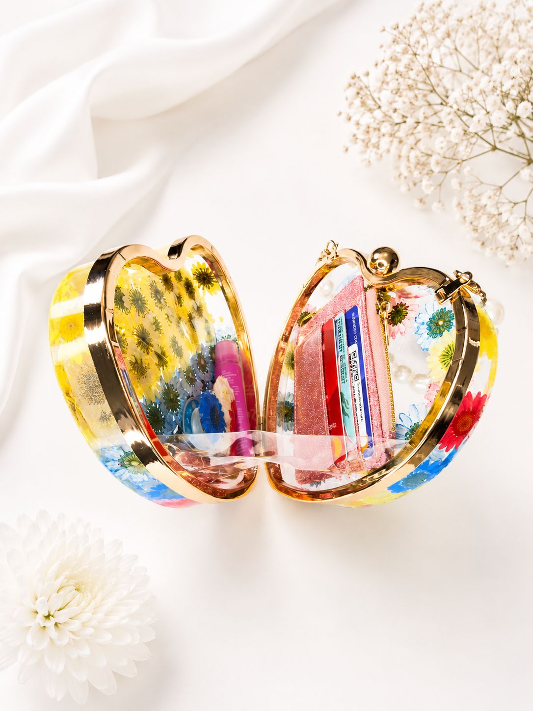 Cartera Corazón Colombia de margaritas reales+ POPSOCKET