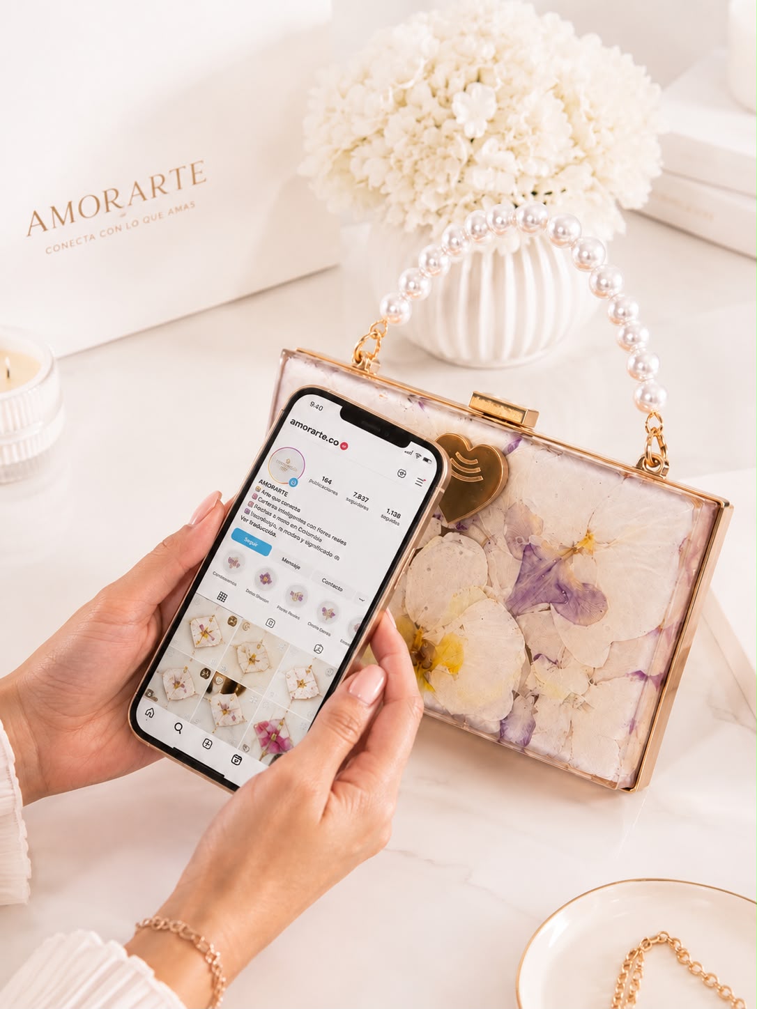 CARTERA INTELIGENTE PERSONALIZADA con orquideas blanca delicadas